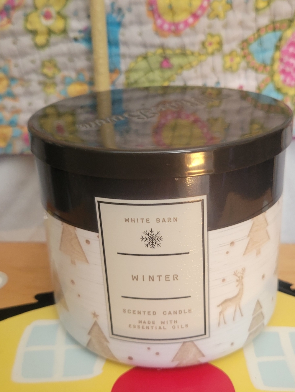 White Barn Winter Candle